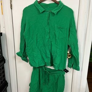 Women's Relaxed Button-Front Shirt and Drawstring Shorts Set - Green